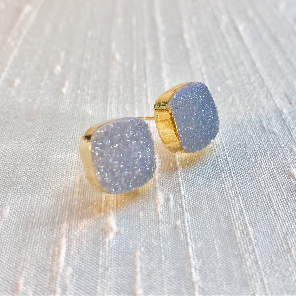 Gold-Trim Light Lavender Gray Druzy Stud Earrings